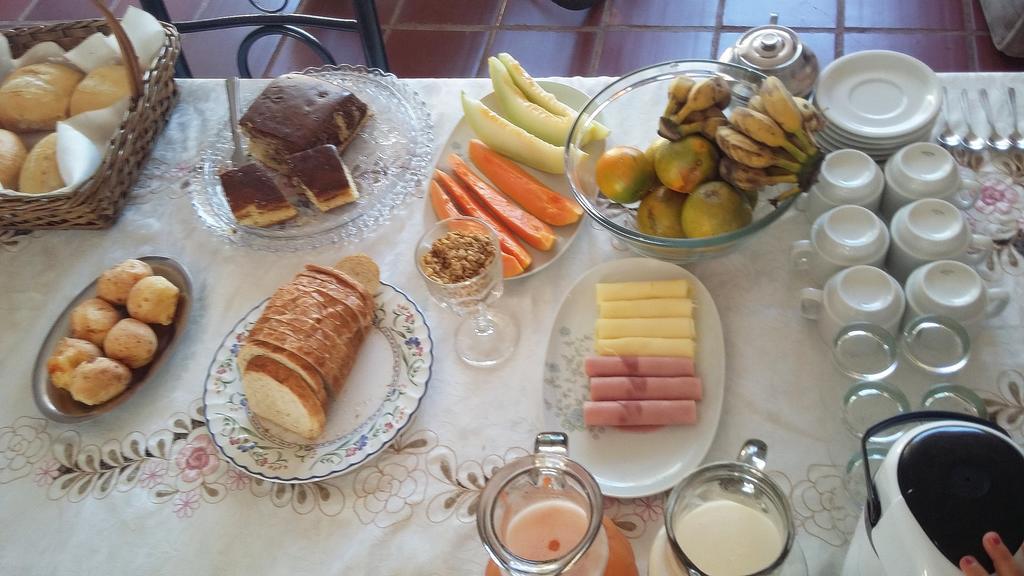 Aconchego Lar Cama E Cafe Bed & Breakfast Foz do Iguacu Exterior photo